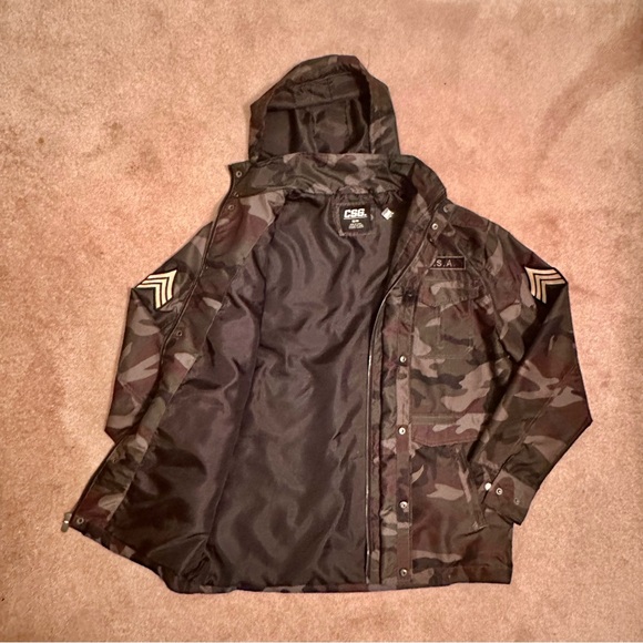 (#124) CSG Men’s Camouflage Windbreaker Jacket - Picture 9 of 12